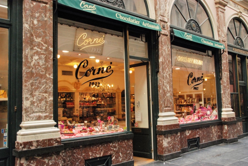 vente-PLAN D AUPS STE BAUME-min_chocolate_chocolaterie_shop_luxury_chic_gallery_brussels_belgium-558146